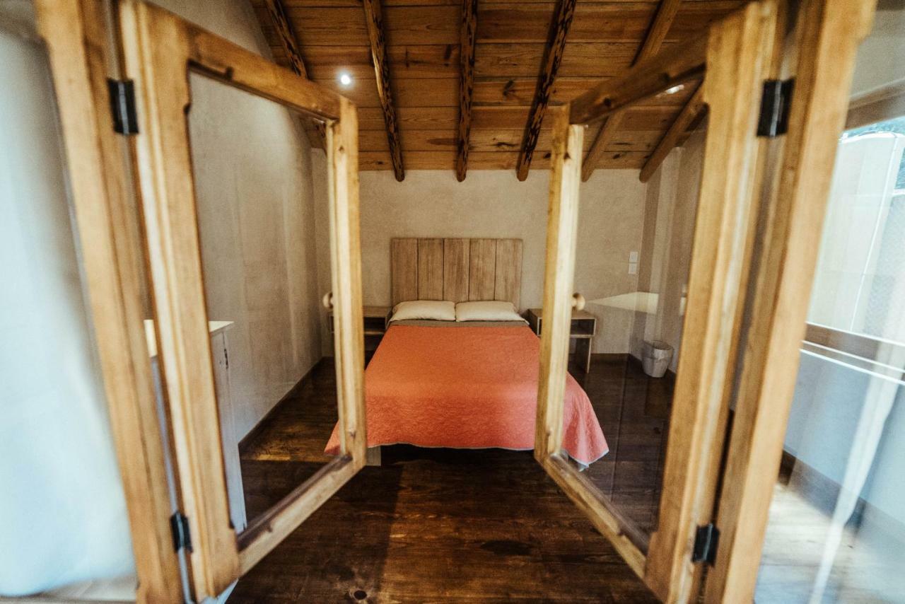 Bed and Breakfast Kotantik Bed & Breakfast Сан-Кристобаль-де-Ла-Касас Экстерьер фото